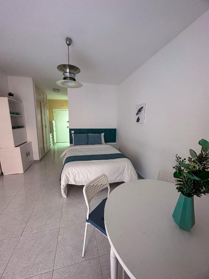 Wonderful Apt With Terrace - 15M Walk Giralda Севилья Экстерьер фото